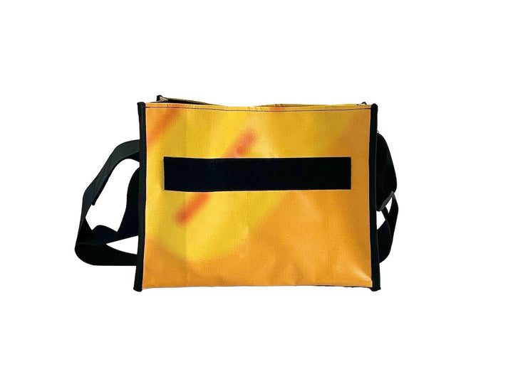 messenger bag base M banner full yellow