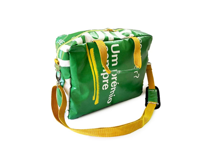 computer bag pet food package green & golden retriever