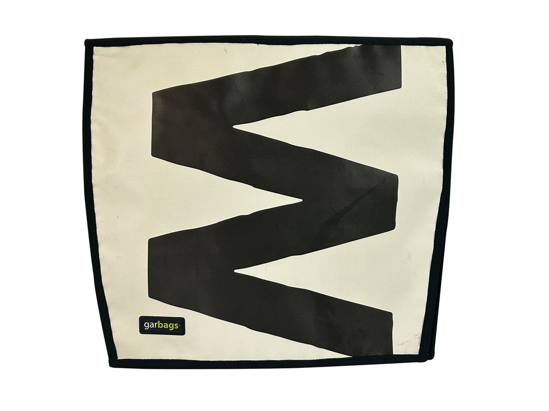 extraflap XL publicity banner black & white