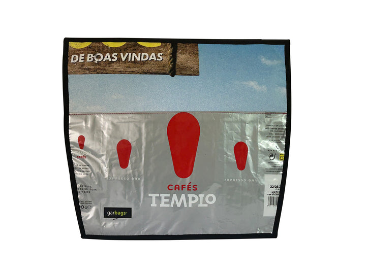 extraflap XL coffee package silver and red