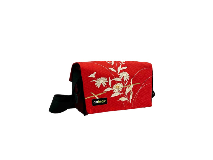 messenger bag / bike handlebar XS publicity banner & red and white kimono
