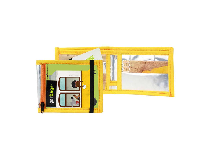 document holder *Tiago M.* green and yellow tram