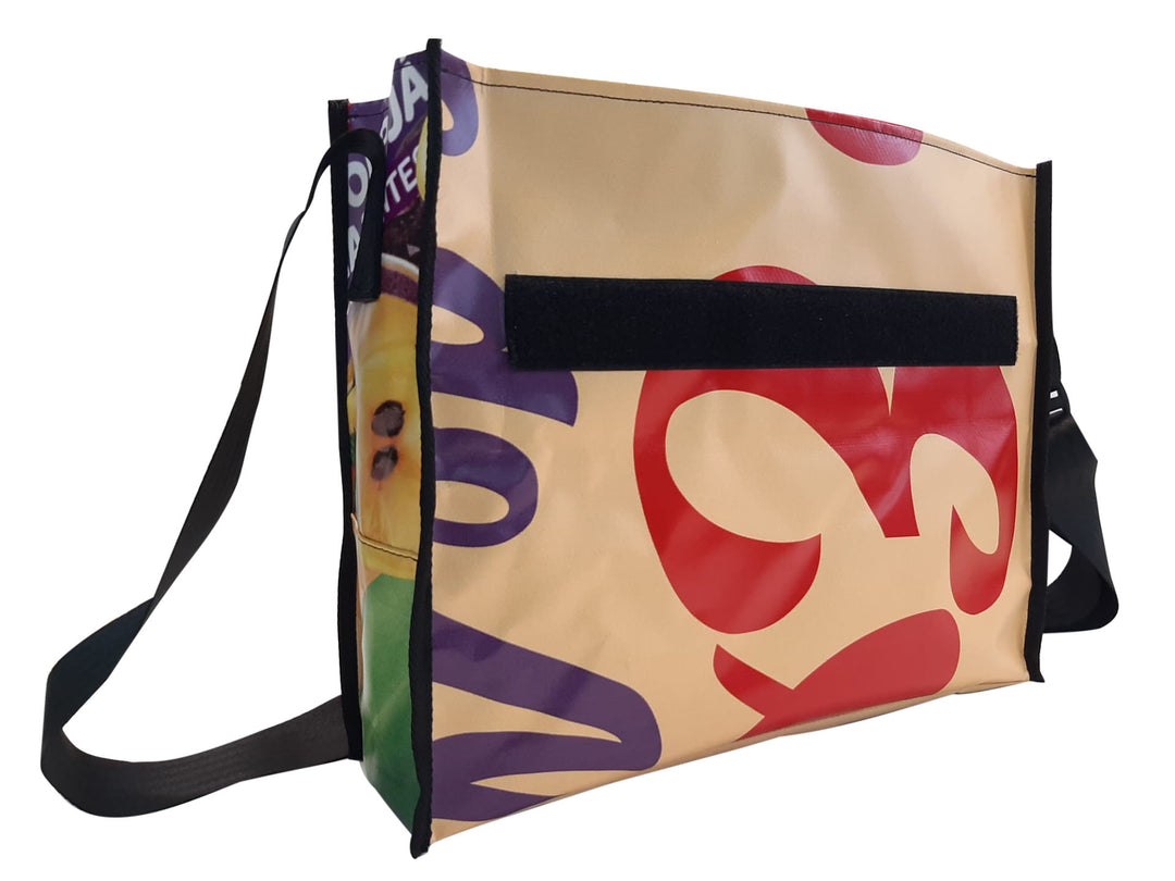 messenger bag base XL publicity banner purple & red letters