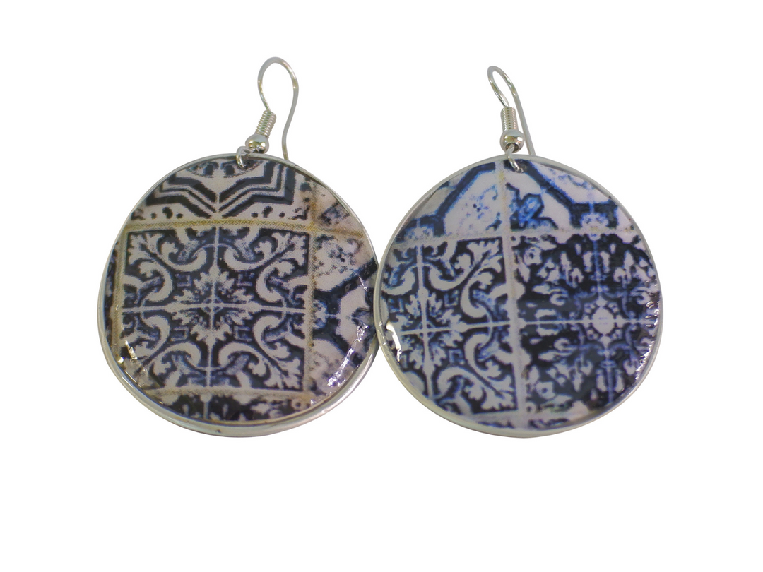 hook earrings blue & white tiles coffee capsules