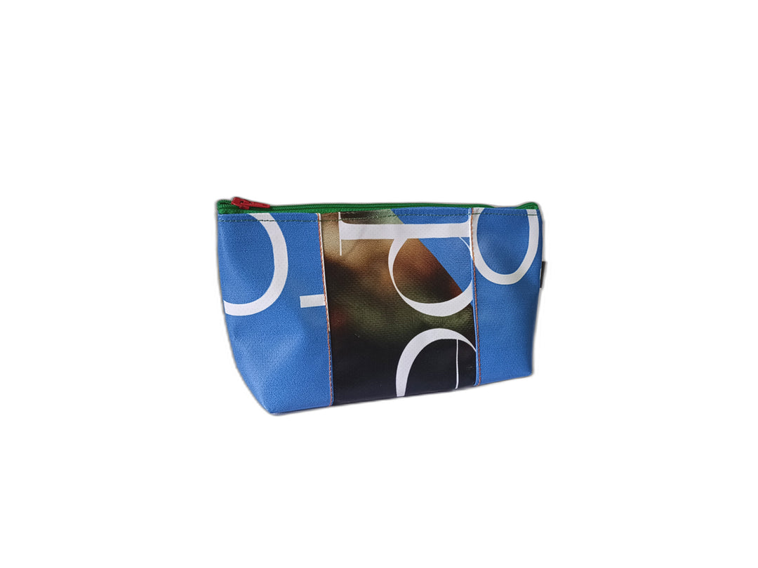 necessaire publicity banner blue and brown & white letters