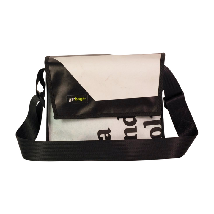 messenger bag M publicity banner black & white letters
