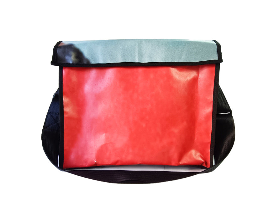 Messenger Bag XL publicity banner red and blue