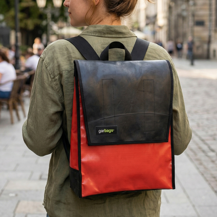 backpack *Nadya Edwards* protect the environment