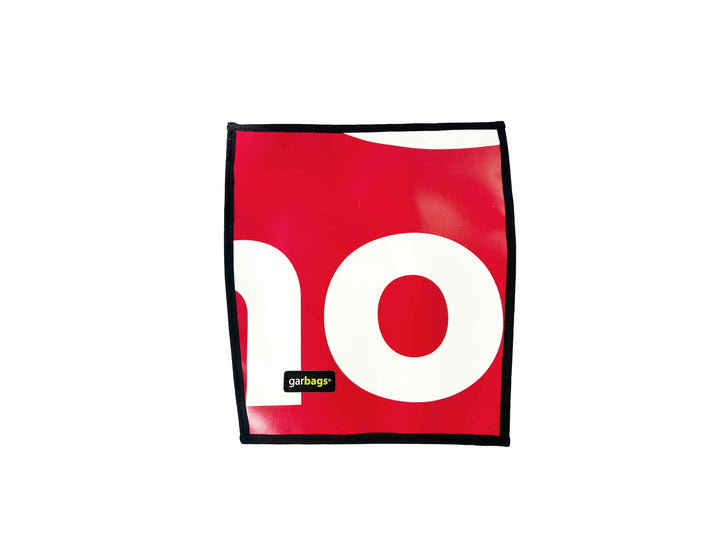 extraflap M publicity banner white & red letters 02