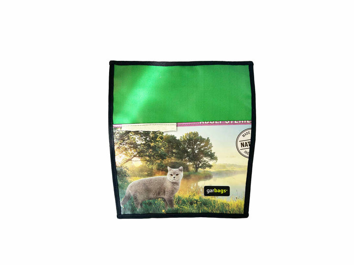 extraflap M pet food packages cat green