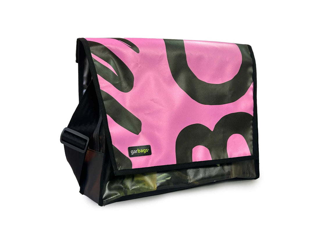 messenger bag XL pub banner pink & green