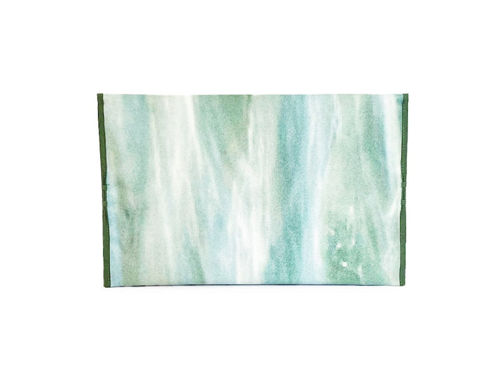 laptop 13″ case publicity banner light green