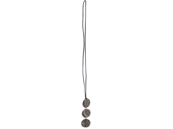 princess necklace black & white patterns coffee capsules