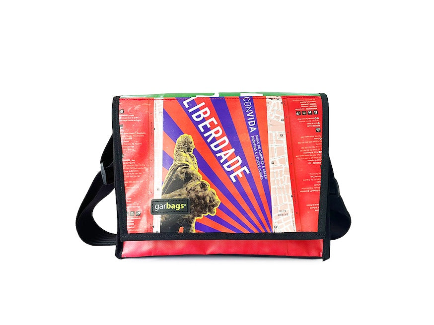 messenger bag M *lisbon exclusive* liberdade red