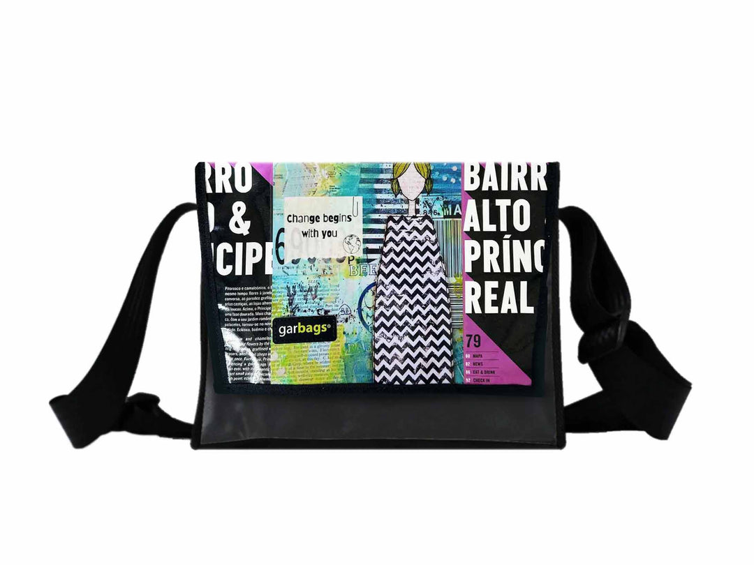 messenger bag M *Nadya Edwards* green & black change begins with you