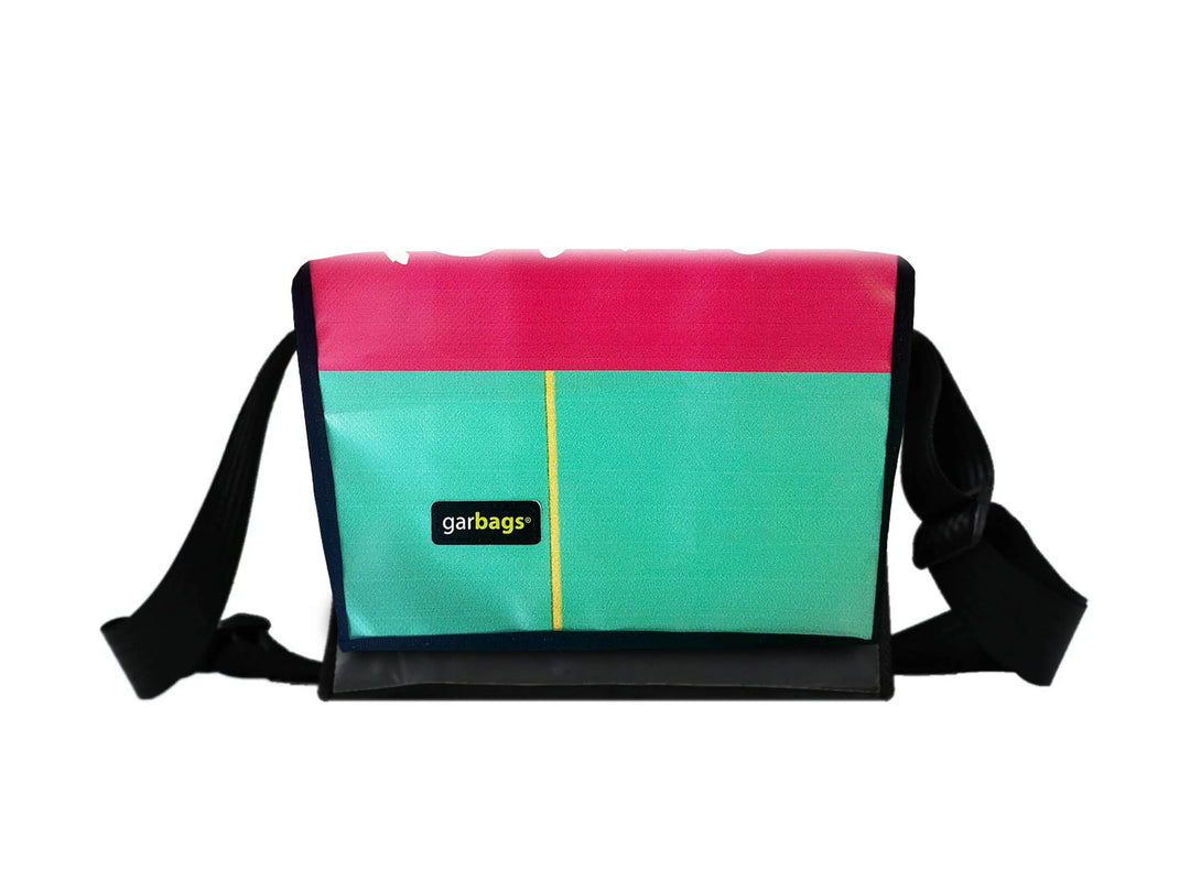 messenger bag M publicity banners marine blue & pink