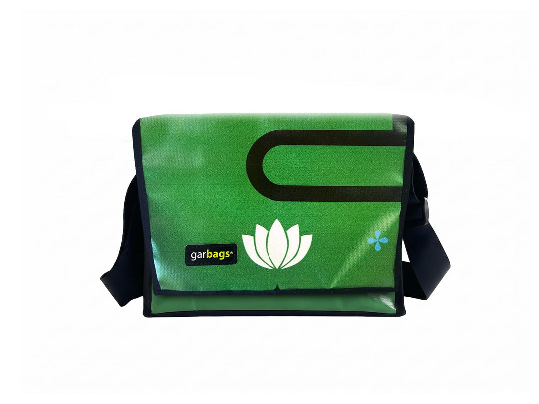 messenger bag M publicity banners green & white