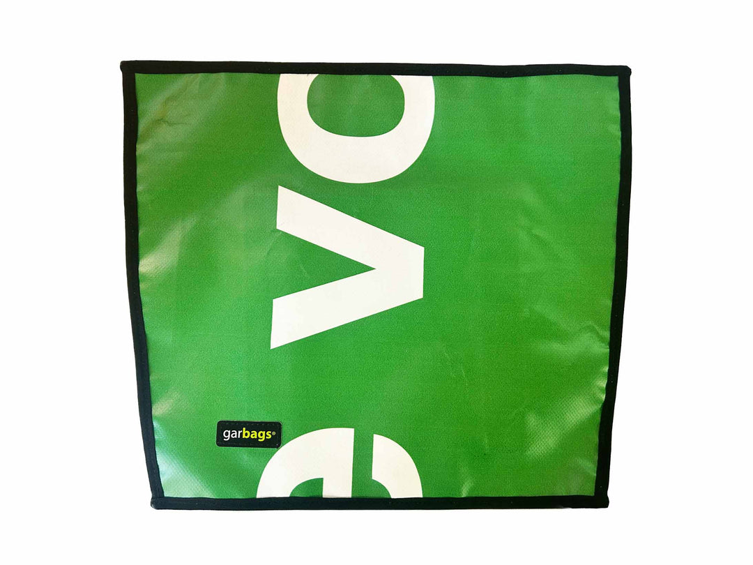 extraflap XL publicity banners green & white
