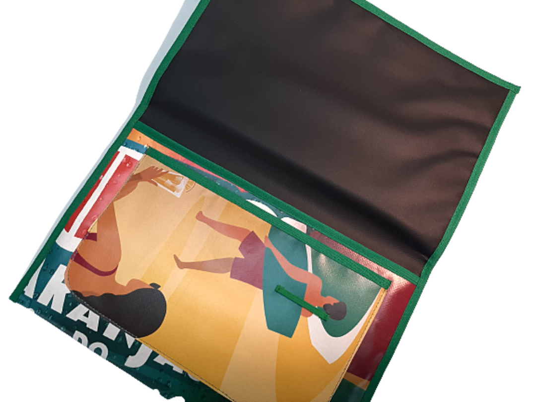 laptop 13″ case publicity banner summer green